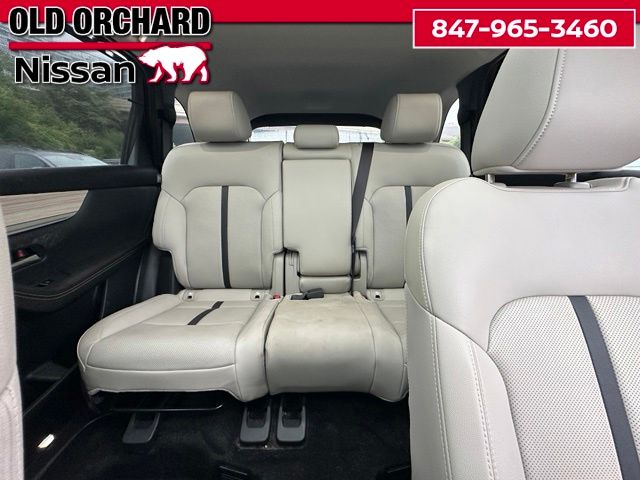 2025 Mazda CX-70 Phev Premium — photo 13 of 21