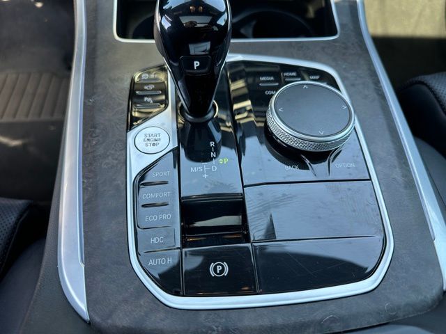 2023 BMW X5 xDrive40i — photo 23 of 30