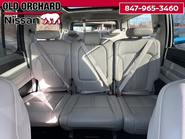 2023 Jeep Wagoneer Premium Pkg — photo 14 of 26