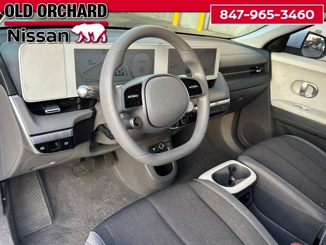 2024 Hyundai IONIQ 5 SE — photo 12 of 21