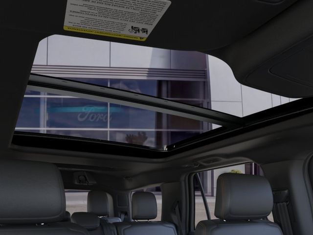 2025 Ford Expedition Tremor — photo 23 of 54