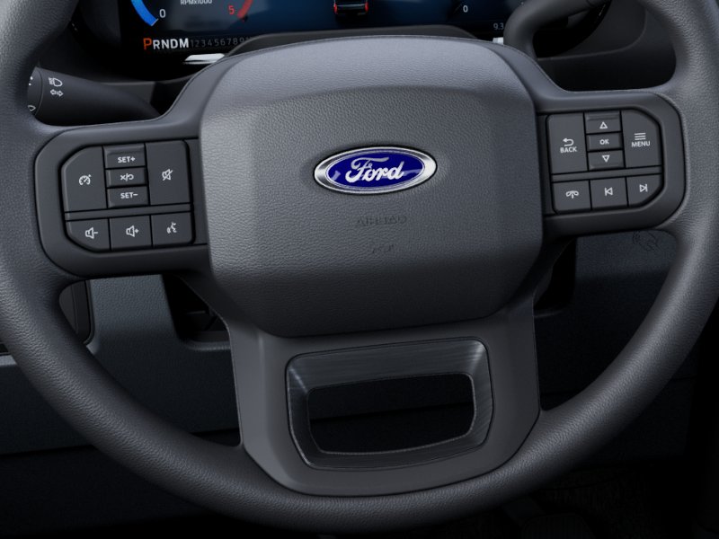 2027 Ford F-350SD XLT — photo 12 of 29