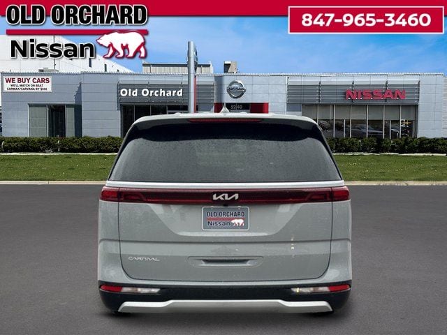 2024 Kia Carnival EX — photo 7 of 22
