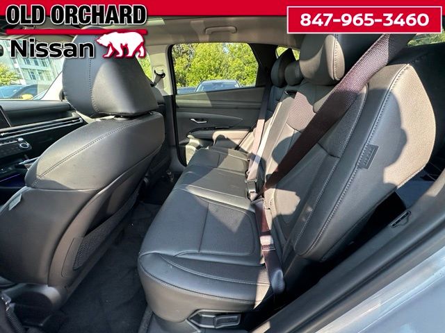 2025 Hyundai Tucson Hybrid Limited — photo 13 of 22