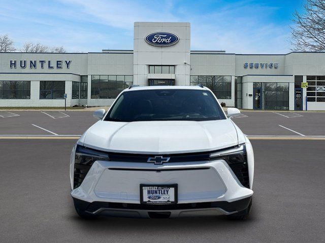 2025 Chevrolet Blazer EV LT — photo 3 of 33