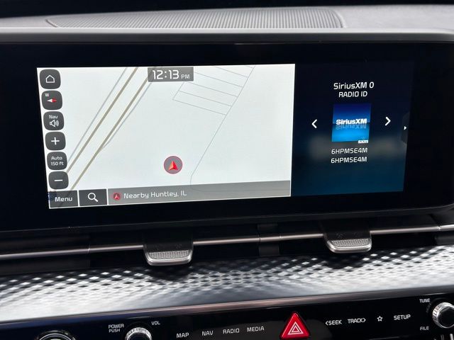 2023 Kia Carnival SX Prestige — photo 28 of 36