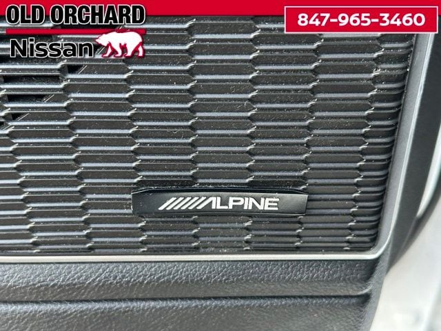 2022 Jeep Grand Cherokee 4xe — photo 10 of 22