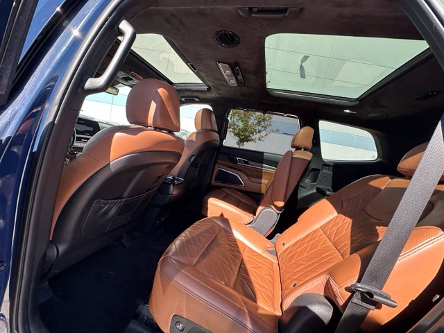 2024 Kia Telluride SX-Prestige X-Pro — photo 17 of 38