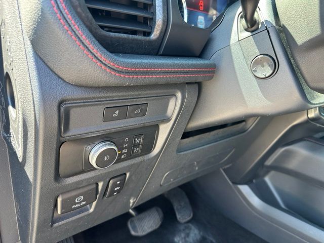 2022 Ford Expedition Limited — photo 25 of 38