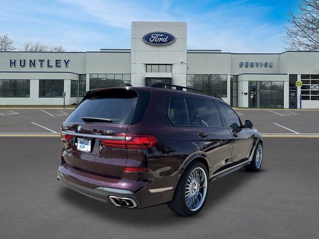 2021 BMW X7 M50i — photo 3 of 31