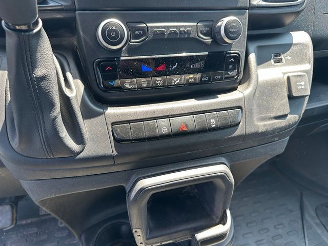 2024 Ram Promaster 2500 High Roof — photo 14 of 21
