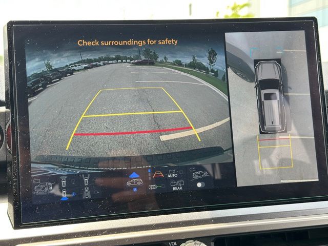 2025 Toyota 4Runner TRD Off-Road Premium — photo 26 of 30