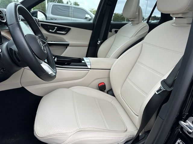 2024 Mercedes-Benz GLC GLC 300 — photo 20 of 31