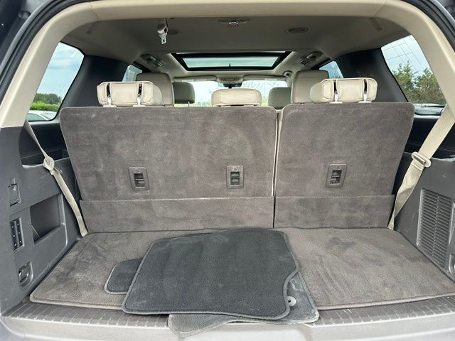 2021 Ford Expedition Limited — photo 12 of 38
