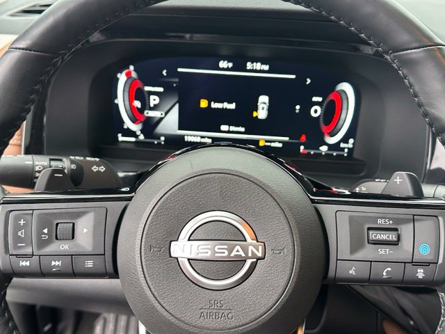 2024 Nissan Pathfinder Platinum — photo 34 of 36