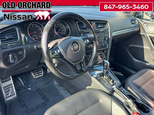 2019 Volkswagen Golf Alltrack TSI SE — photo 16 of 23