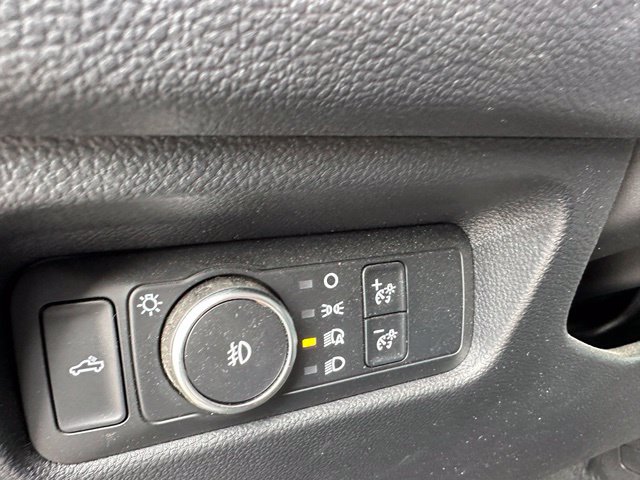 2024 Ford Ranger Lariat — photo 18 of 31