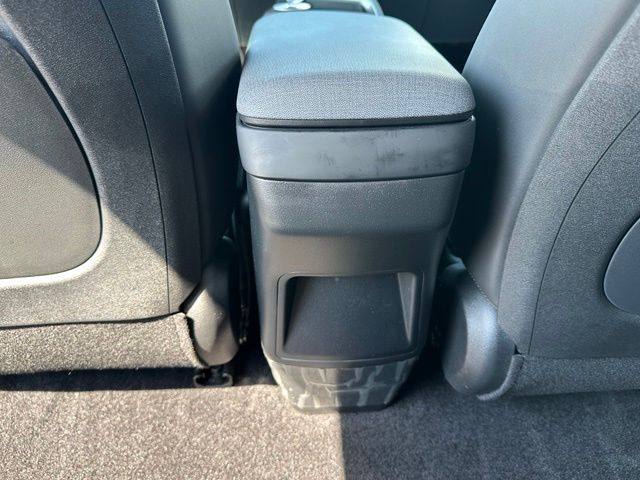 2023 Kia EV6 Wind — photo 17 of 38