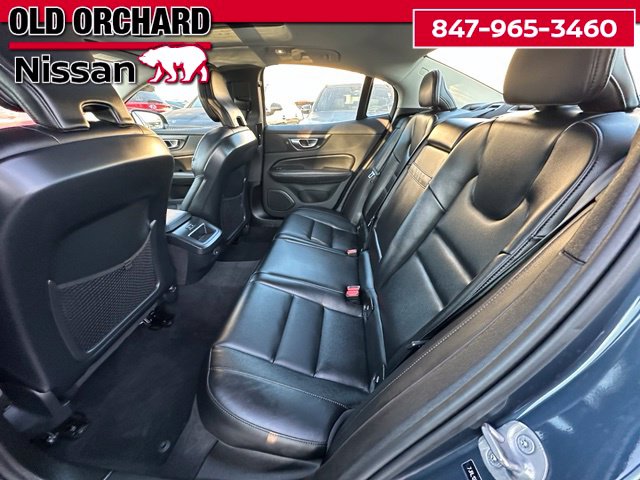 2024 Volvo S60 B5 Core Dark Theme — photo 16 of 24