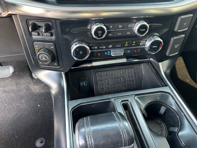2023 Ford F-150 Raptor — photo 21 of 35