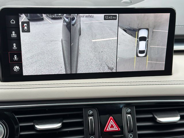 2023 Genesis G70 3.3T — photo 30 of 39