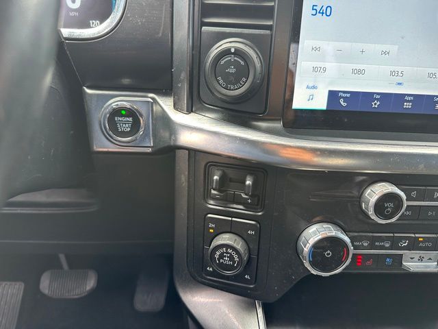 2022 Ford F-150 Lariat — photo 15 of 21