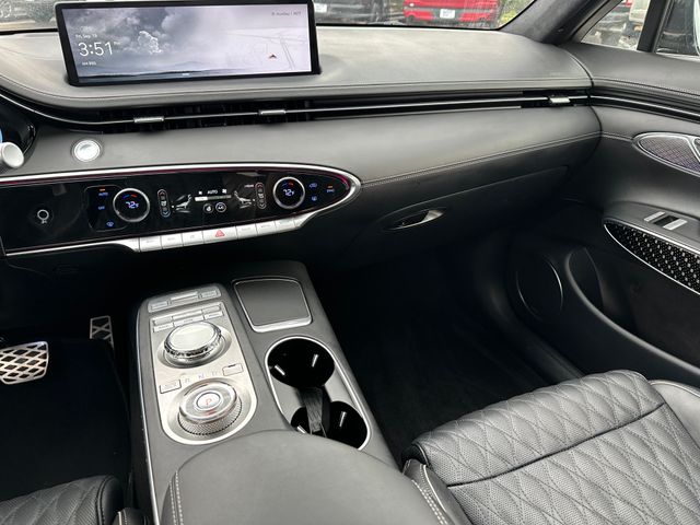 2023 Genesis GV70 3.5T Sport — photo 20 of 37