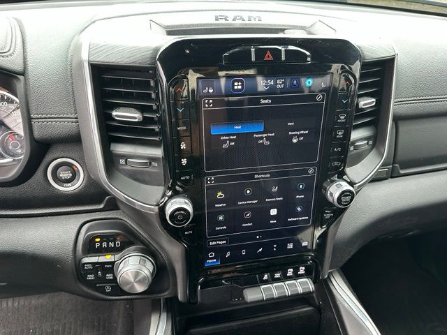 2023 Ram 1500 Laramie — photo 17 of 24