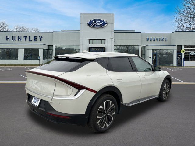 2024 Kia EV6 Light — photo 5 of 25