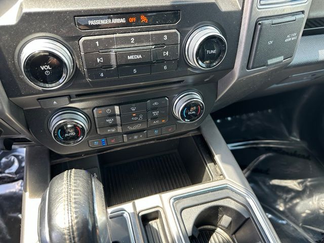 2018 Ford F-150 Limited — photo 21 of 28