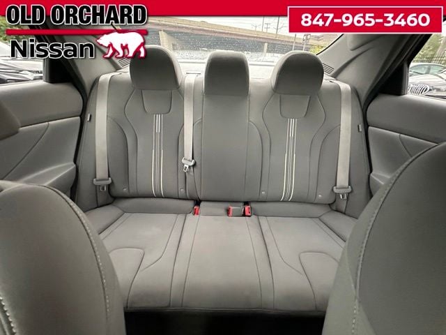 2024 Hyundai Elantra SEL — photo 11 of 21