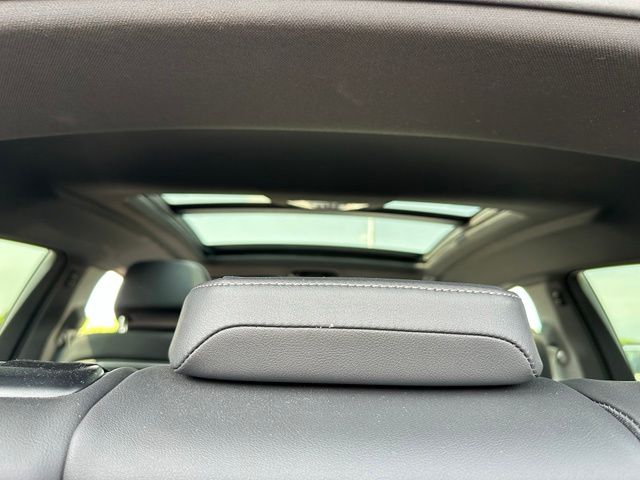 2025 BMW X6 xDrive40i — photo 8 of 28