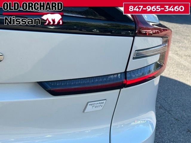 2023 Volvo C40 Recharge Pure Electric Ultimate — photo 11 of 22