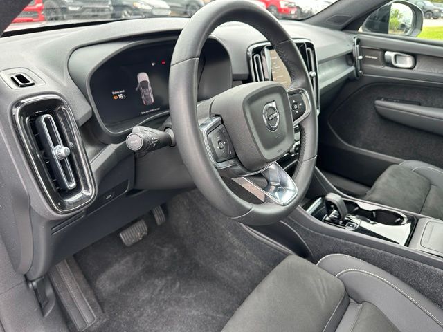 2023 Volvo C40 Recharge Pure Electric Ultimate — photo 23 of 34
