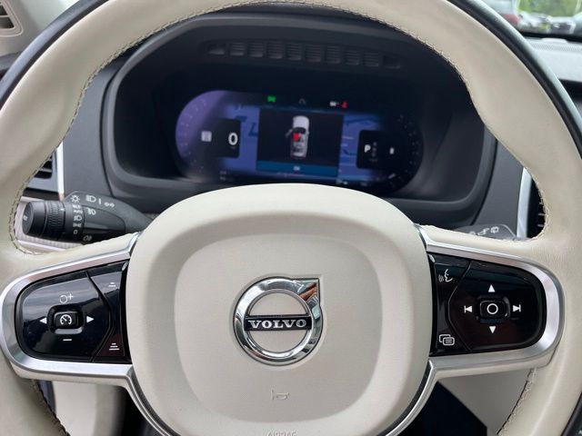 2023 Volvo XC90 B6 Plus 6-Seater — photo 27 of 28