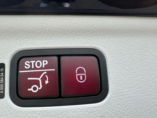 2023 Mercedes-Benz EQE 350 SUV — photo 11 of 31