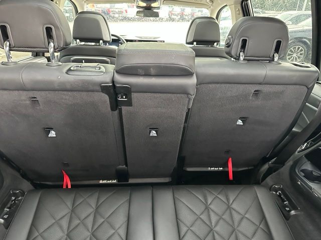 2024 BMW X7 xDrive40i — photo 13 of 34