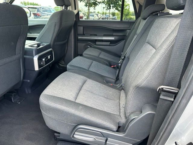 2024 Ford Expedition Max XLT — photo 15 of 41