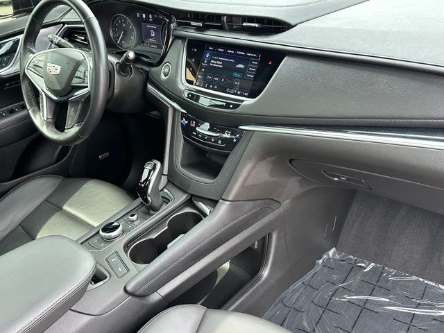 2024 Cadillac XT5 Premium Luxury — photo 10 of 36