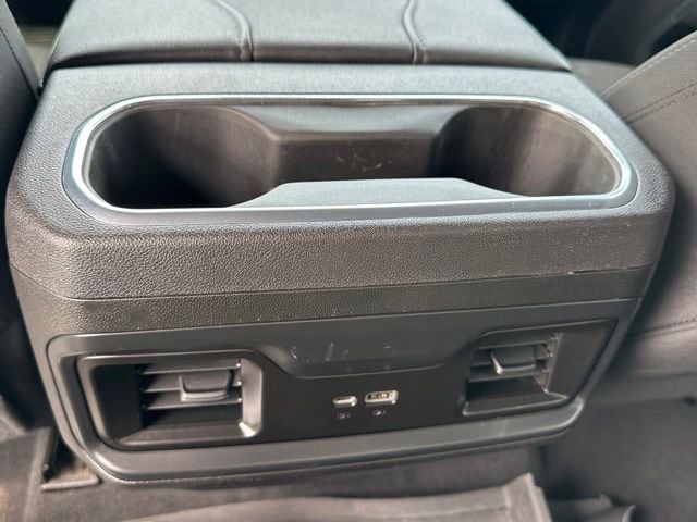 2024 Chevrolet Silverado 1500 RST — photo 15 of 28