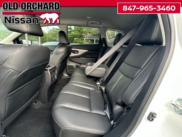 2023 Nissan Murano SV — photo 14 of 22