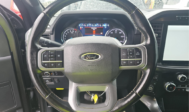 2023 Ford F-150 XLT — photo 8 of 10