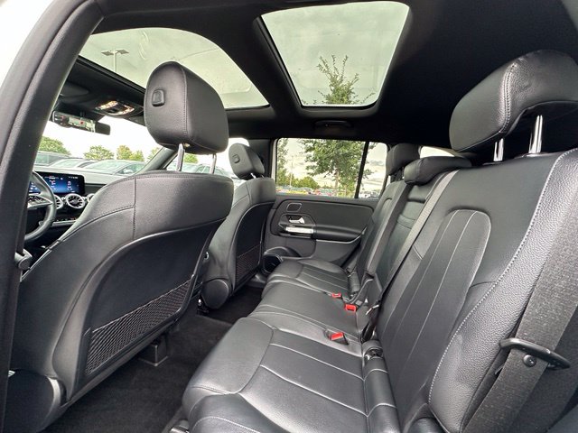 2024 Mercedes-Benz GLB GLB 250 — photo 16 of 31