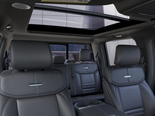 2026 Ford F-350SD Platinum — photo 22 of 51