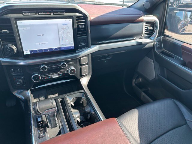 2023 Ford F-150 Lariat — photo 14 of 25