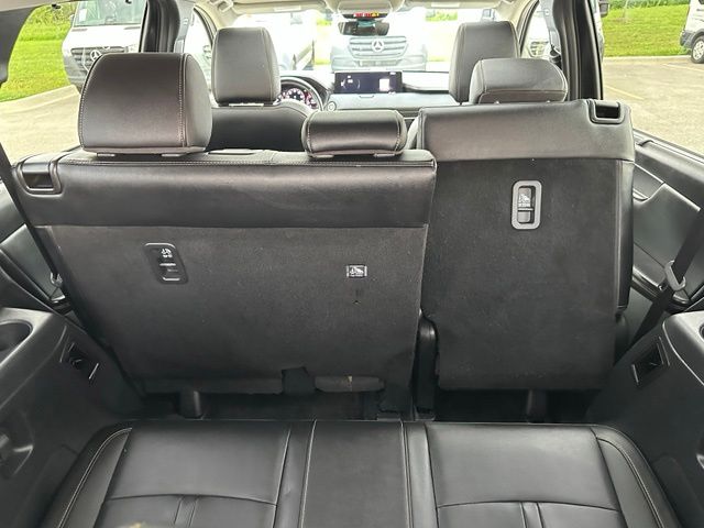 2025 Mazda CX-90 3.3 Turbo Premium — photo 13 of 34