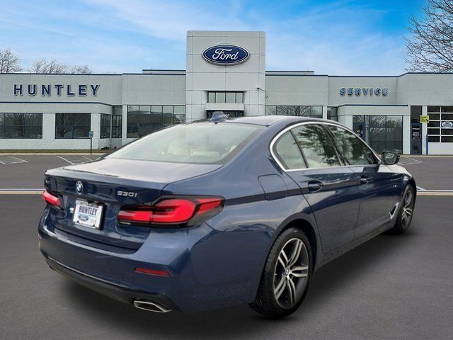 2023 BMW 5 Series 530i xDrive — photo 5 of 42
