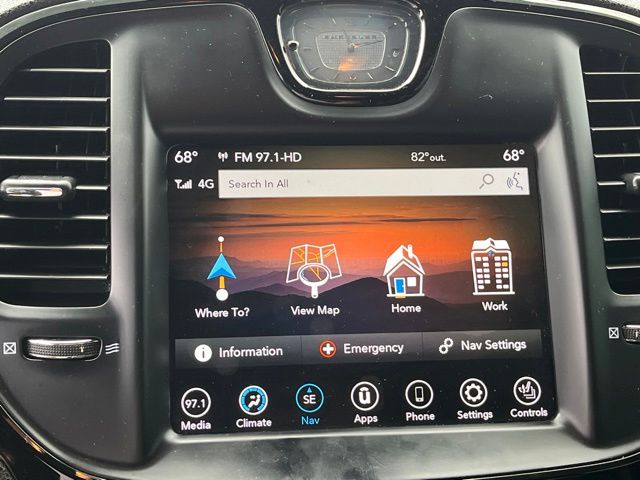 2021 Chrysler 300 S — photo 22 of 26