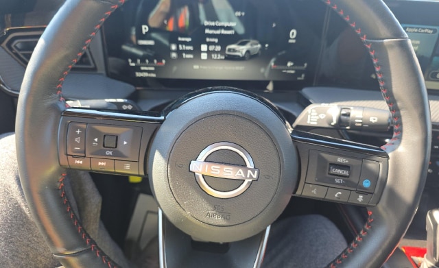 2025 Nissan Kicks SR — photo 7 of 9