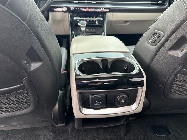 2023 Kia Carnival SX Prestige — photo 21 of 36